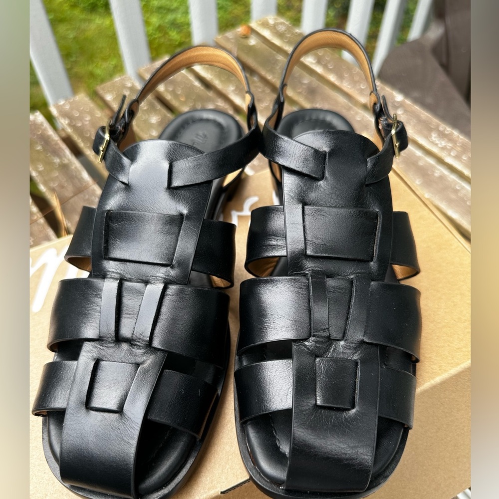 Like new madewell fisherman sandals